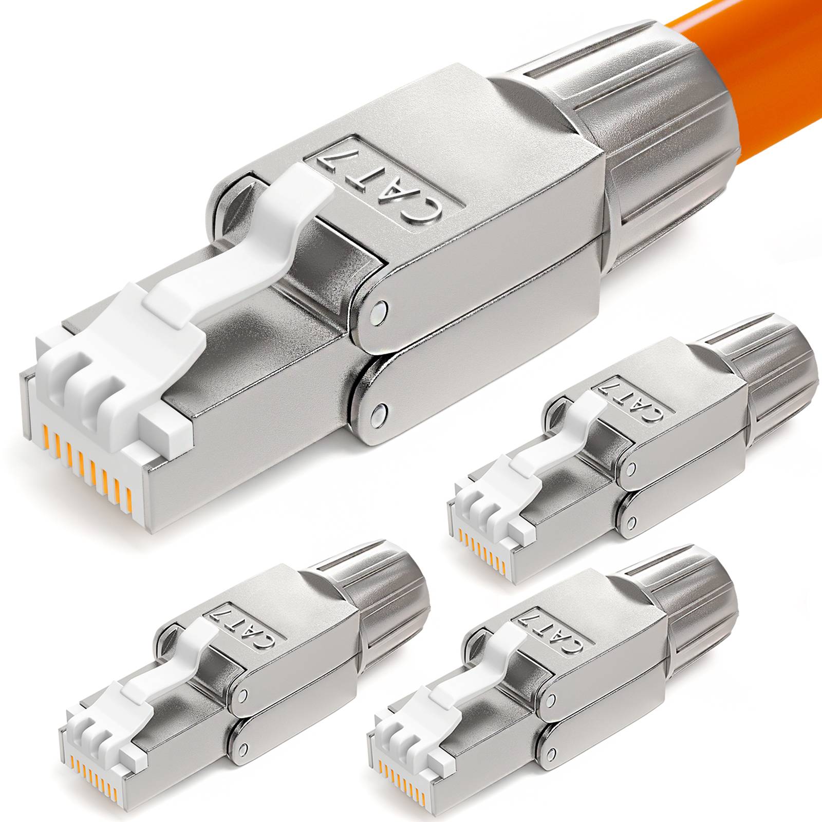 Vier silberne Metallverbinder mit der Bezeichnung „CAT7