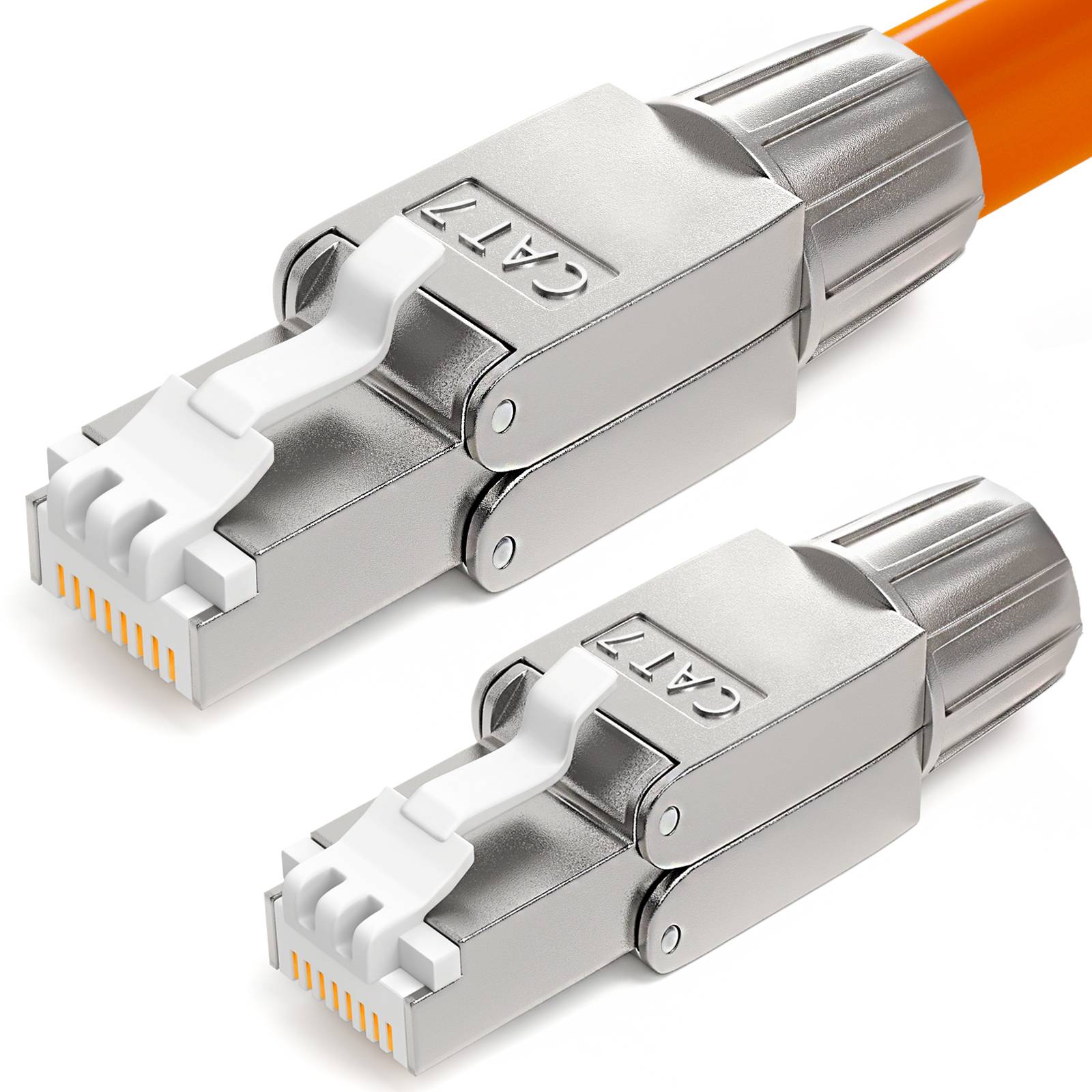 Zwei silberne Ethernet-Stecker mit der Beschriftung „CAT7