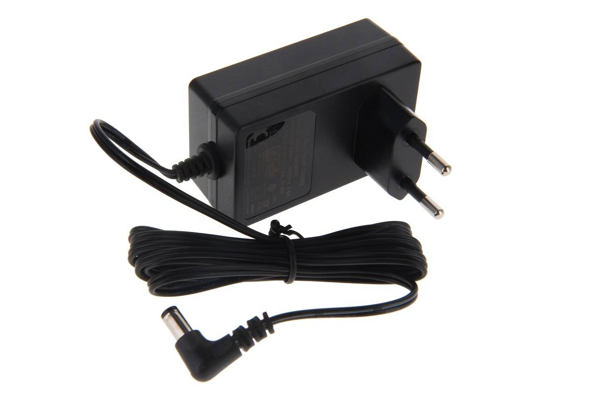 CoPacks Ladegerät passend für Kenwood TK3101 TK260, TK290-11b | 403404-1