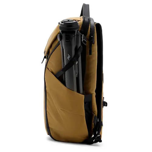 Peak Design Everyday Backpack V2 20L Fotorucksack - Coyote (Braun/Beige) Peak Design Everyday Backpack V2 20L Fotorucksack - Coyote (Braun/Beige)