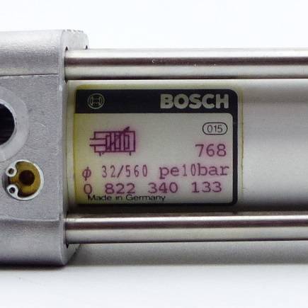 BOSCH Kompaktzylinder 32 x 560 (0 822 340 133)