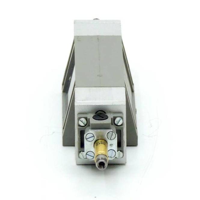 Bosch 5/3 Wegeventil (0 820 017 503)