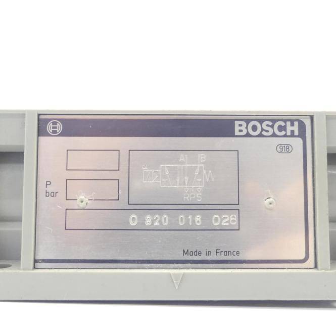 BOSCH 5/2-Wegeventil (0 820 016 028)