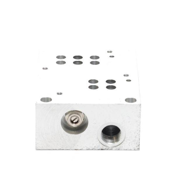 Bosch 3/2 Wegeventil 0 820 207 001 (0 821 400 230)