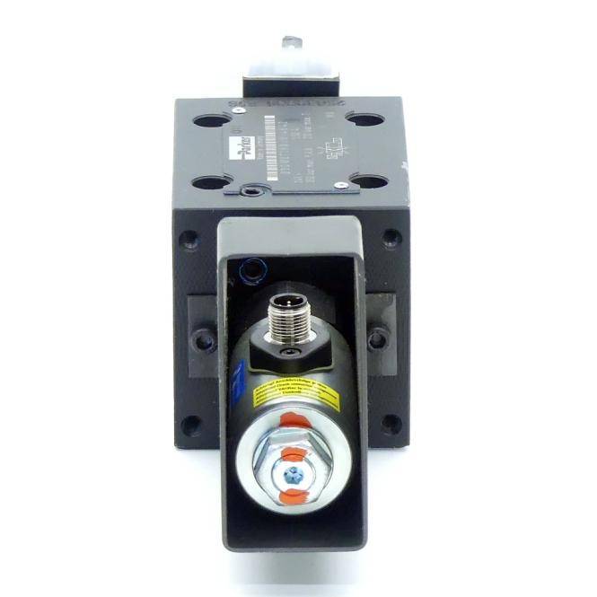 Parker 4/2 Wegeventil mit Positionsschalter (D3DW071HNJWI4N42)
