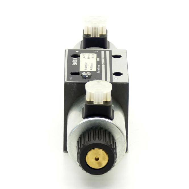 Bosch 4/3 Wegeventil 081WV10P1V1001WS024/00D0 (0 810 001 715)