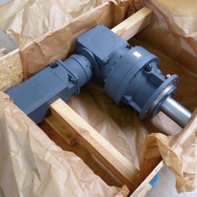 Siemens Servomotor mit Winkelgetriebe 1FT6 105-1AC71-1EH1 435477 001 (435477 001)