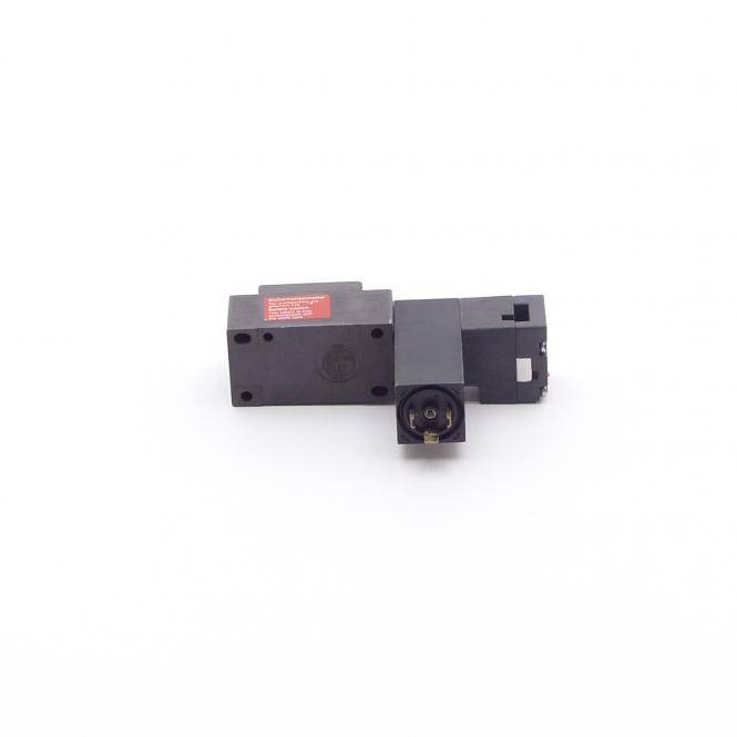 EUCHNER Sicherheitsschalter (NZ1VZ-518 C4 VSM04 L060)