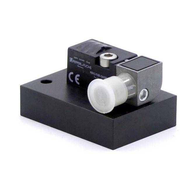 PEPPERL+FUCHS Induktiver Sensor (NBN2-F583-060S3-E8-V1-ISI)