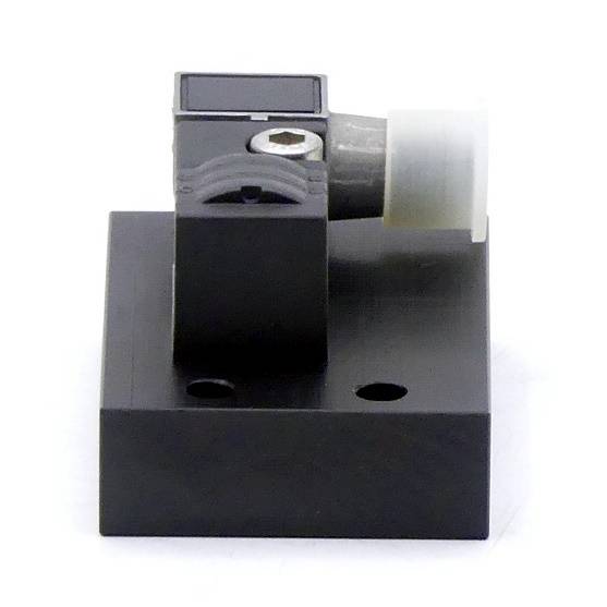 PEPPERL+FUCHS Induktiver Sensor (NBN2-F583-060S3-E8-V1-ISI)