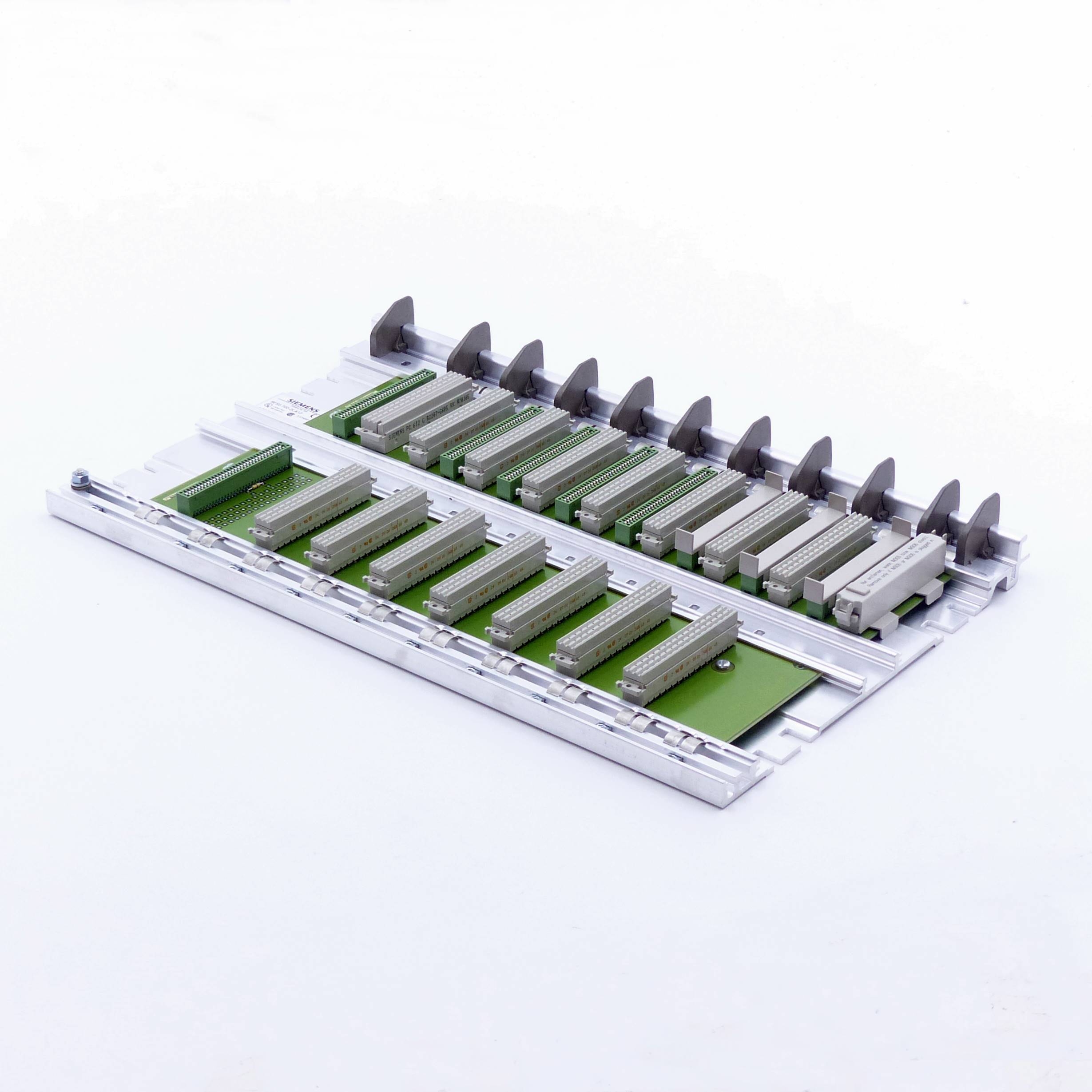 Siemens Baugruppenträger (6ES5 700-2LA12)