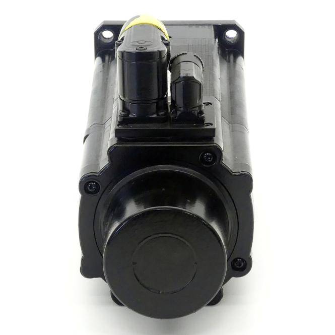Lenze Servomotor (MCS 14P32-SRMP2-A24N-ST5S00N-R1SU)
