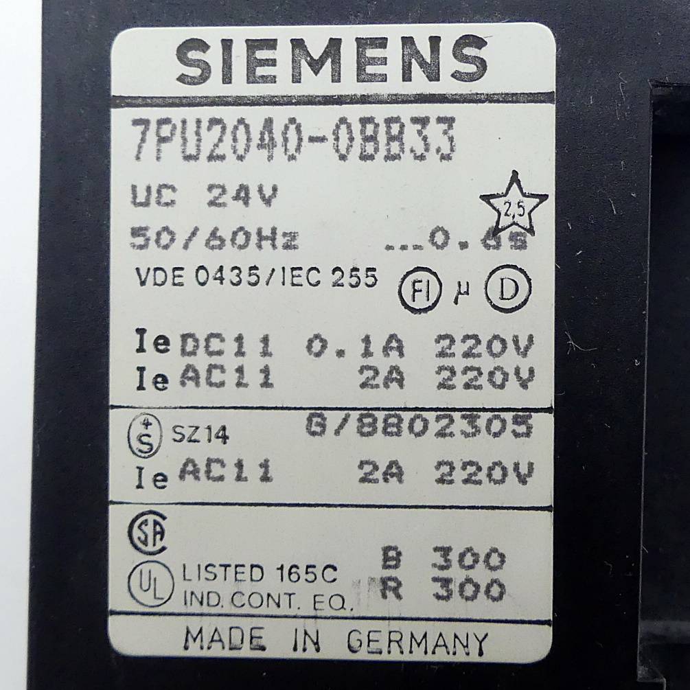 Siemens Zeitrelais (7PU2040-0BB33)