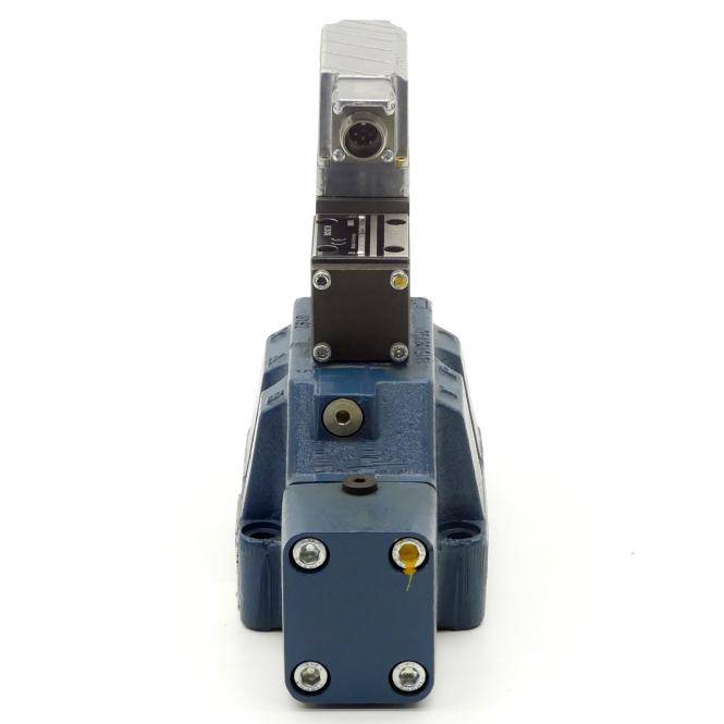 Bosch 4/3 Proportionales-Wegeventil 4WRLE25 V -370M -3X /G24 K0/A1M 4WRLE 25 V370M-3X/G24K0/A1M (0 811 404 430)