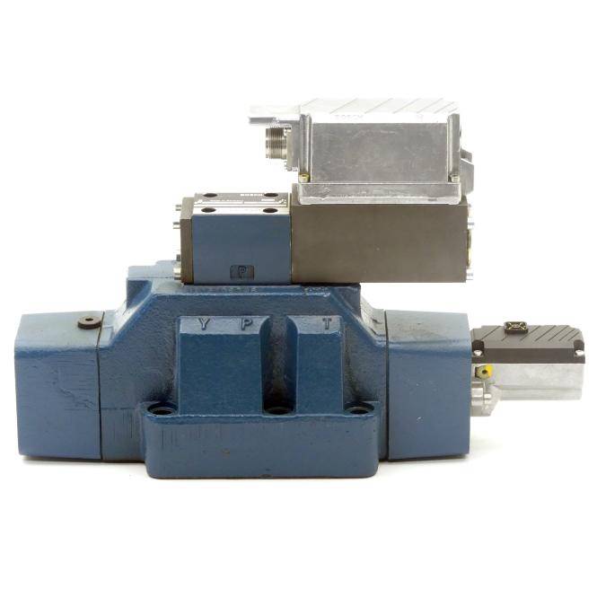 Bosch 4/3 Proportionales-Wegeventil 4WRLE25 V -370M -3X /G24 K0/A1M 4WRLE 25 V370M-3X/G24K0/A1M (0 811 404 430)