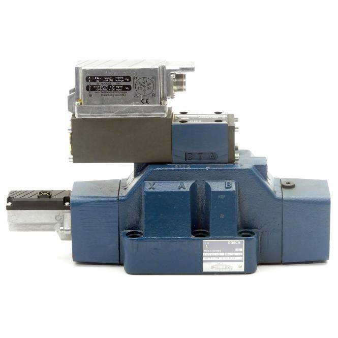 Bosch 4/3 Proportionales-Wegeventil 4WRLE25 V -370M -3X /G24 K0/A1M 4WRLE 25 V370M-3X/G24K0/A1M (0 811 404 430)