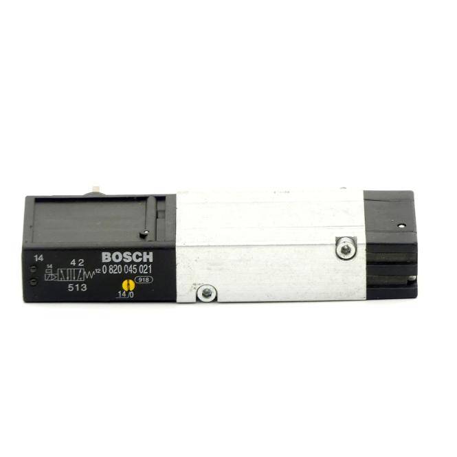Ein Bosch Industrialmagnventilmodul mit schwarzem und silbernem Gehäuse, gekennzeichnet mit „BOSCH" und der Teilenummer „0 820 405 021"".