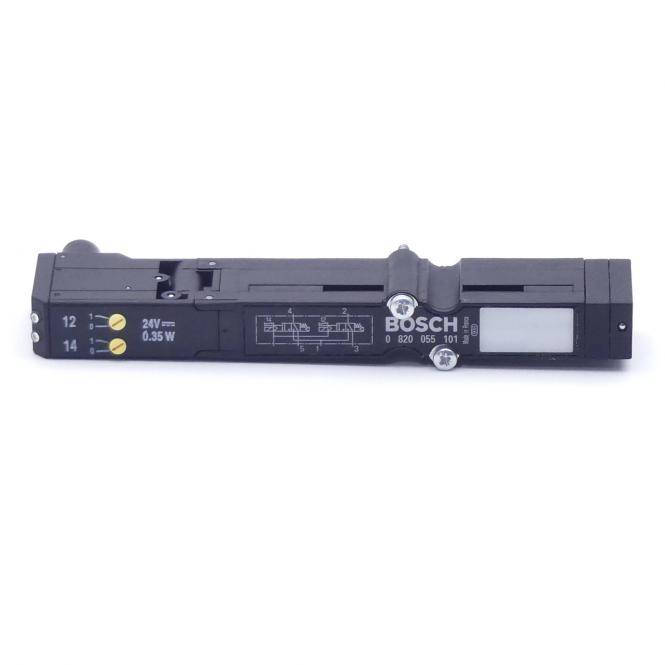 Schwarze Bosch-Elektrokomponente mit Anschlussbezeichnungen 12 und 14, Schaltplan und Modellnummer 0 820 055 101 auf weißem Hintergrund.