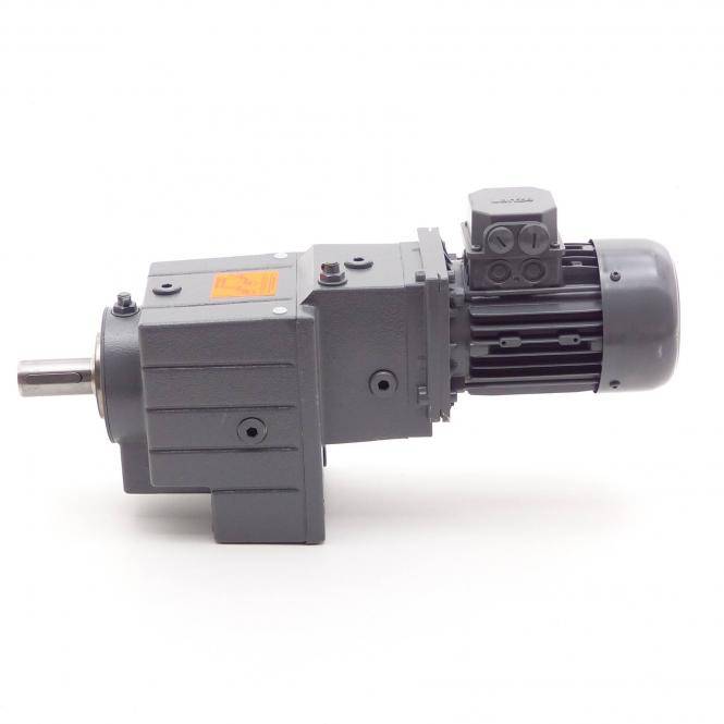 Lenze Getriebemotor MDEMAXX063-12 (GST06-3M VCR 063C12)