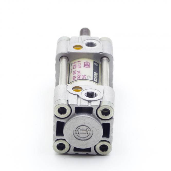 BOSCH Kurzhubzylinder 32 x 10 (0 822 340 604)