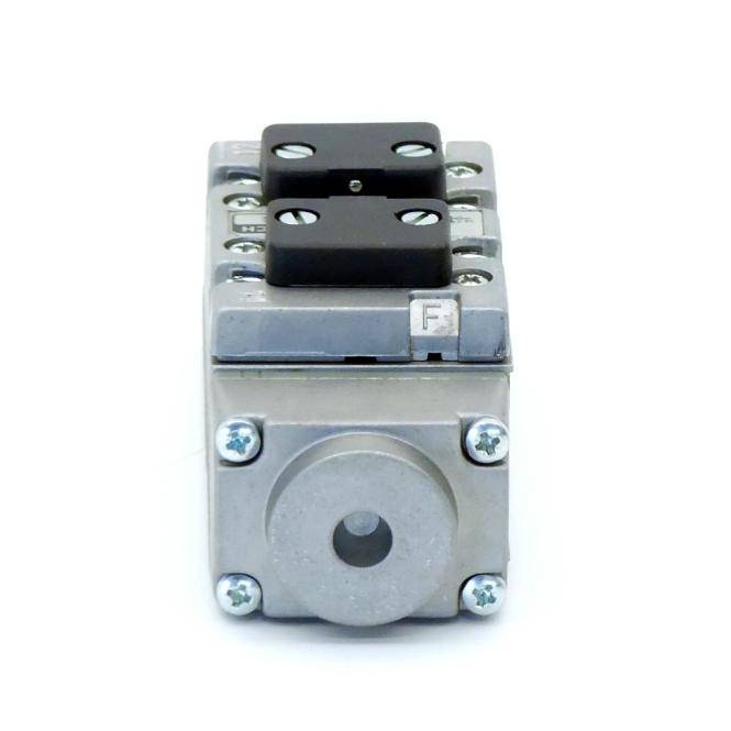 BOSCH 5/2-Wegeventil (0 820 228 002)