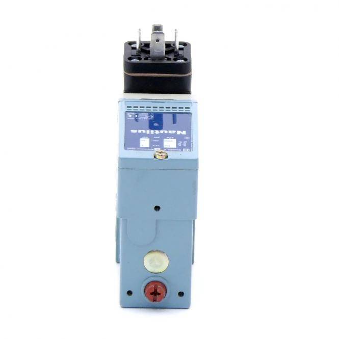 TELEMECANIQUE Elektromechanischer Druckschalter (XML-A020A1C11)
