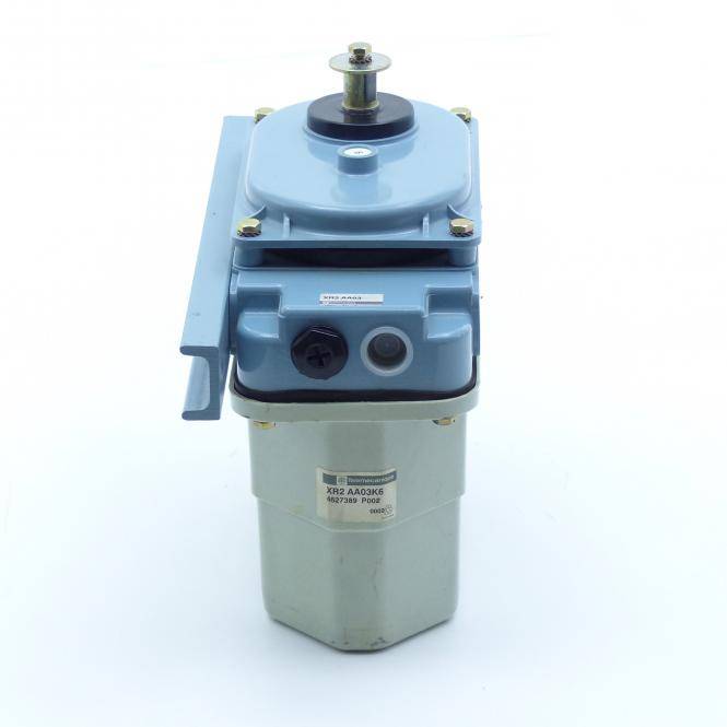 TELEMECANIQUE Spindelschalter K6 XR2 AA03K6 (XR2 AA03)
