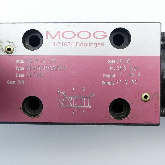MOOG Servoventil D633-317B (R04KO1M0NSM2)