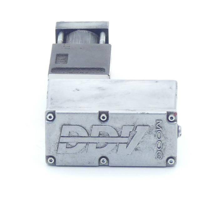 MOOG Servoventil D633-317B (R04KO1M0NSM2)