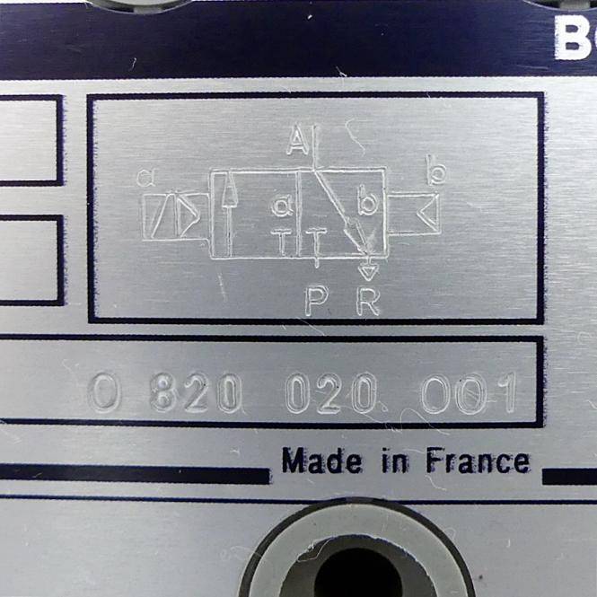 BOSCH 3/2 Wegeventil (0 820 020 001)