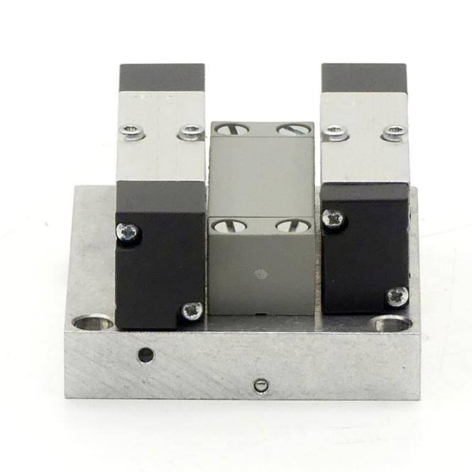 BOSCH Zweihand-Steuerblock (0 820 223 505)