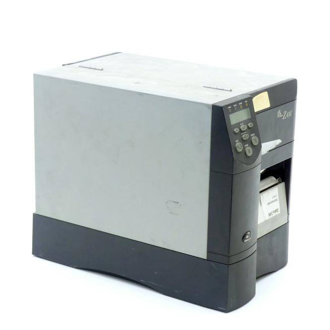 Desktop-Thermodrucker mit Bedienfeld und teilweise beladener Etikettenrolle, dargestellt auf weißem Hintergrund.