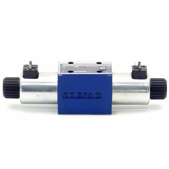 Bosch 4/3-Wegeventil 081WV10P1V1975WS024/00D0 (0 810 001 953)