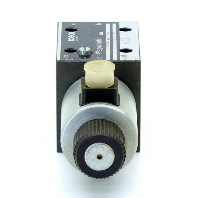 Bosch 4/2 Wegeventil 081WV10P1N112WS024/00B0 (0810001408)
