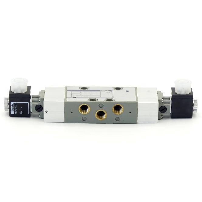 Bosch 5/3-Wege-Doppelmagnetventil (0 820 017 228)
