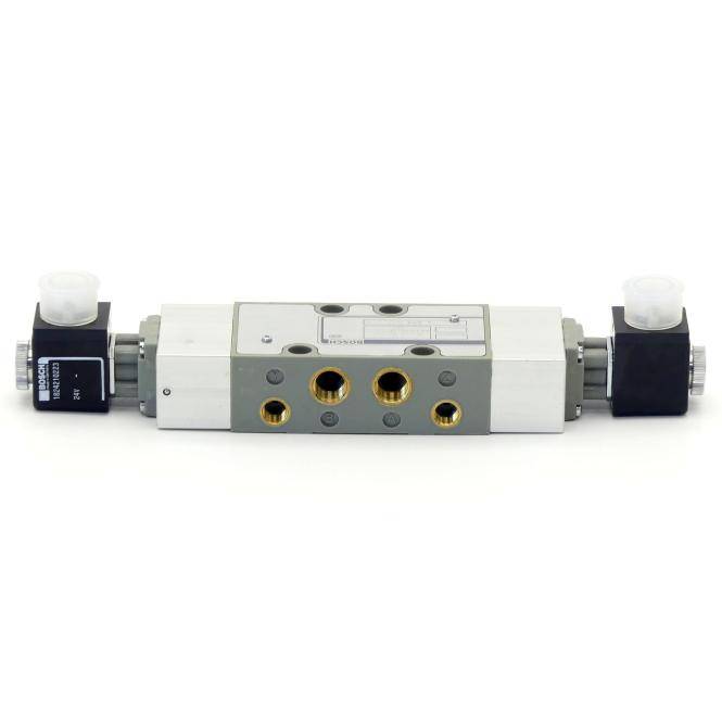 Bosch 5/3-Wege-Doppelmagnetventil (0 820 017 228)