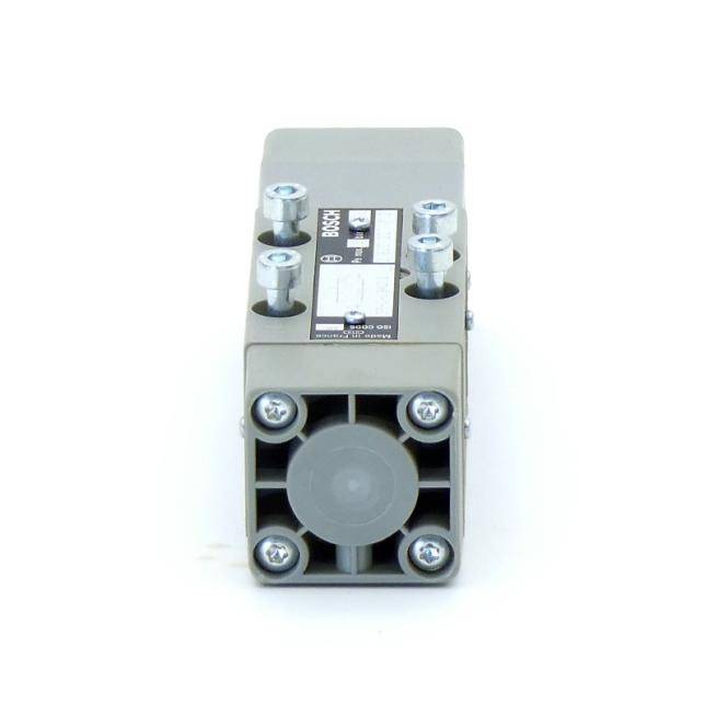Bosch Magnetventil (0 820 227 010)