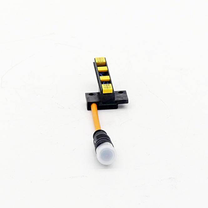 Turck Zylinderschalter 8EA-033-2 (1650148)