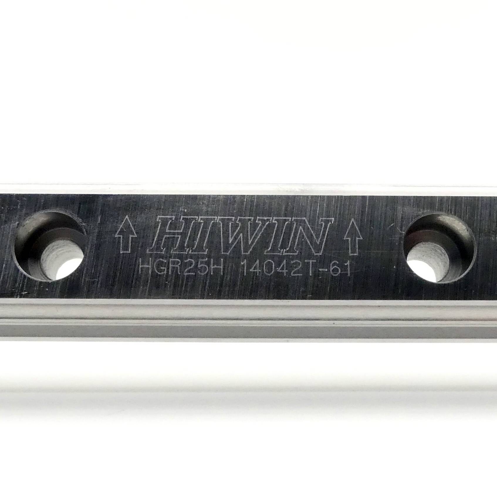 HIWIN Linearführung mit Kugelwagen (HGR25H + HGH25CAH)