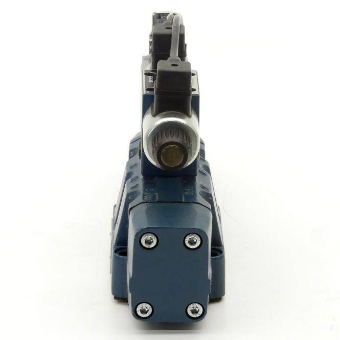 Bosch 4/4 Wegeventil (0 811 404 937)