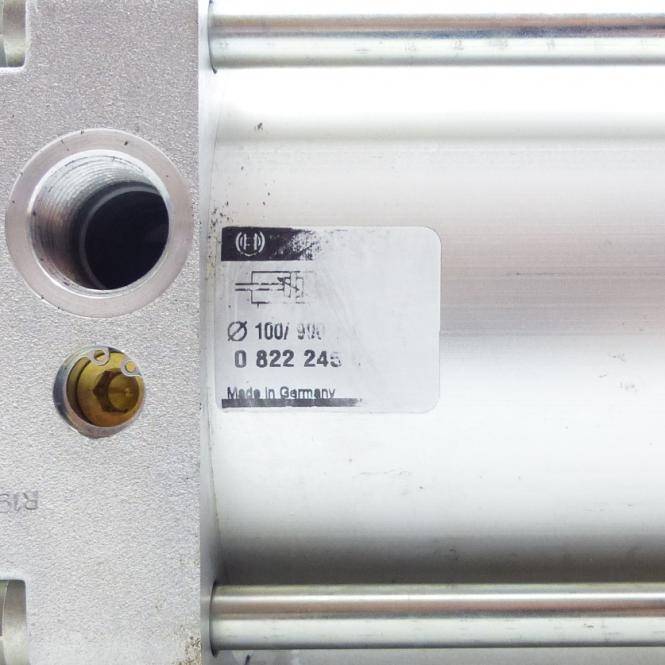 BOSCH Kompaktzylinder 100 x 900 (0 822 245 045)