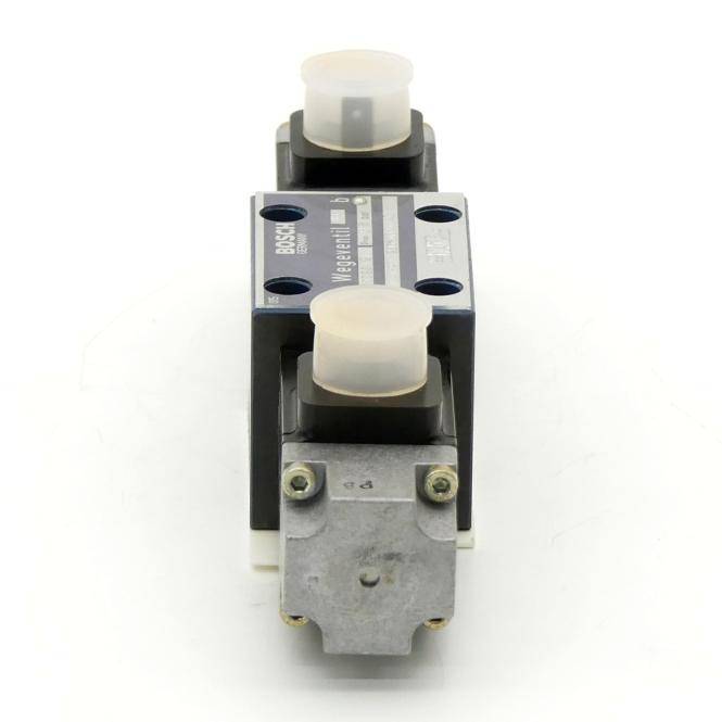 Bosch 4/2-Wegeventil 081WV06P1N120WS024/00A0 (0810090121)