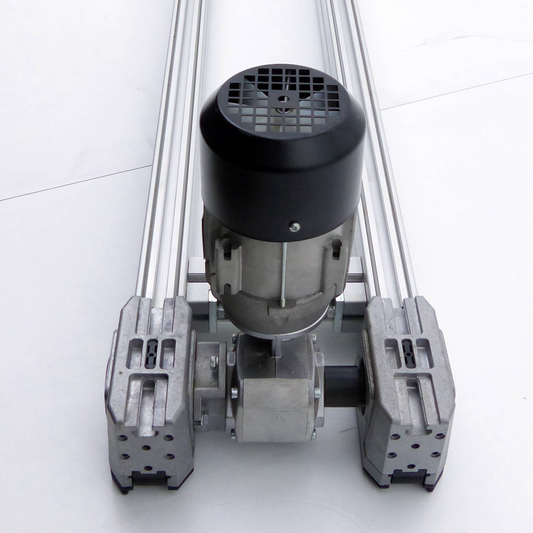Bosch Bandstrecke BS2 mit Drehstrommotor (3842999716 + 3842532421 + 3842527867)