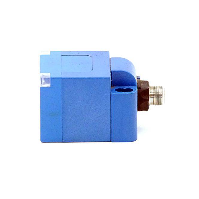 Wenglor Induktiver Sensor mit Standardschaltabstand (IQ350NK70VA3)