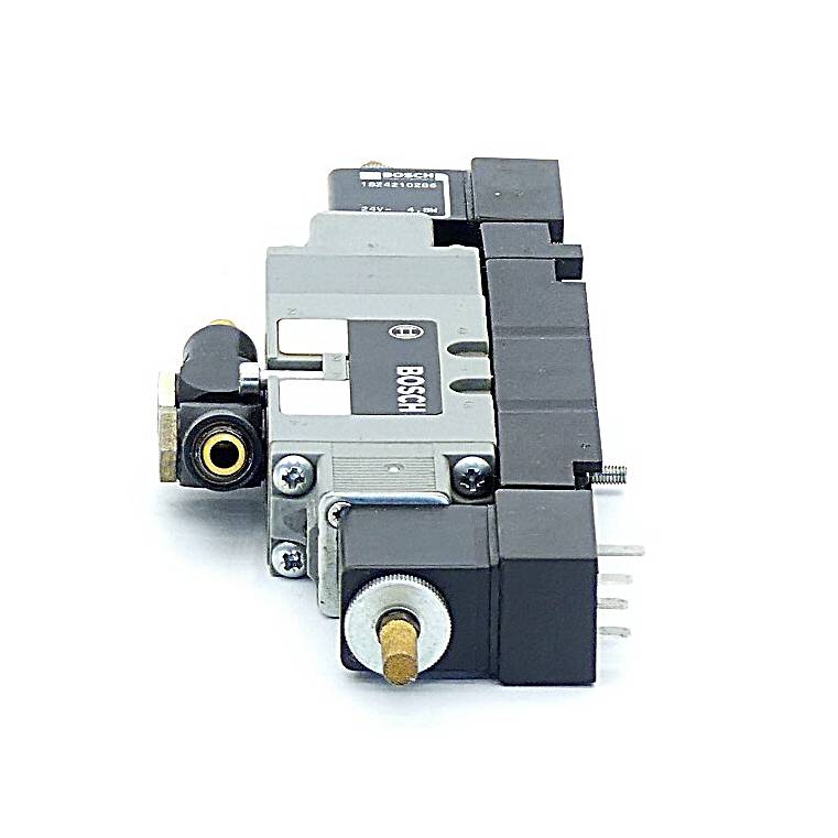 Bosch 5/3 Wegeventil (0820034058)