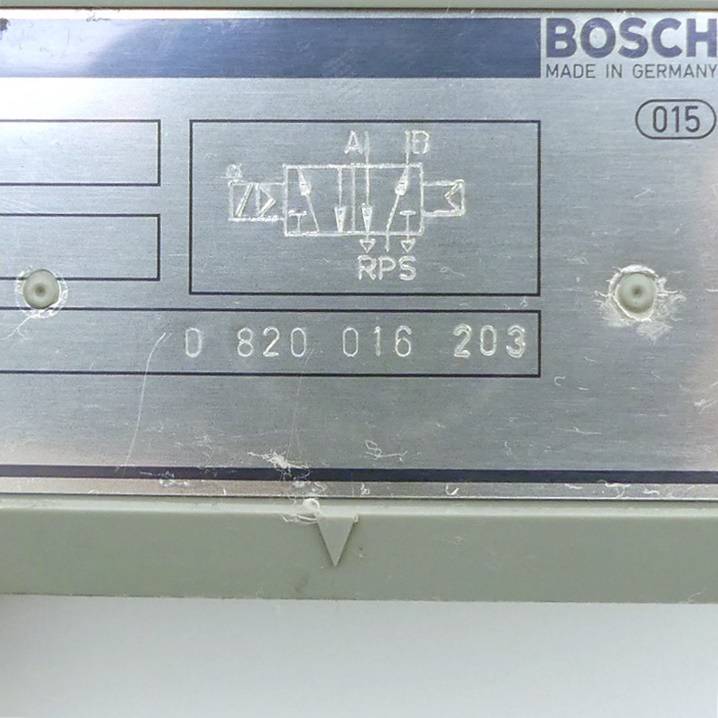 Bosch 5/2 Wegeventil (0820016203)