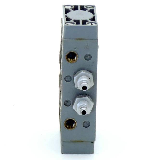 Bosch 5/2 Wegeventil (0 820 220 003)