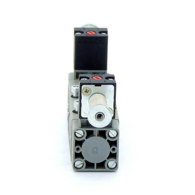 BOSCH 5/3-Wegeventil (0 820 027 991)