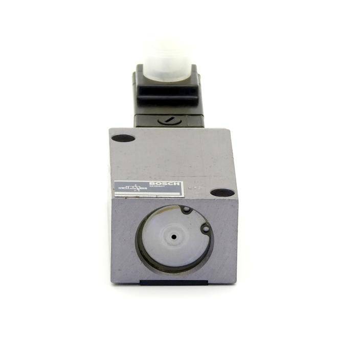 Bosch 3/2 Wegeventil (0 820 006 102)