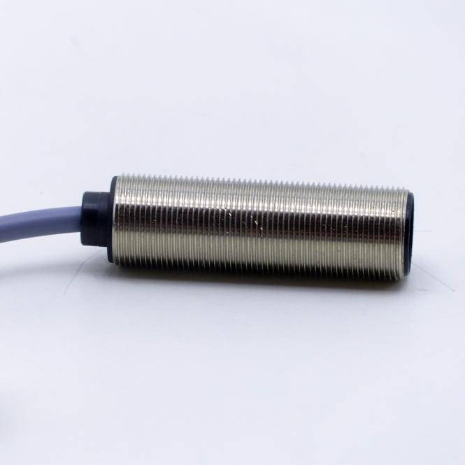 BALLUFF Fotoelektrischer Sensor (BLE 18M-PS-1P-E4-C)